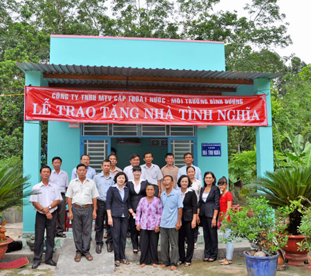 Lễ bàn giao nhà tình nghĩa tại xã Hòa Lợi huyện Bến Cát