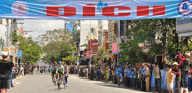 Chặng 6 - Giải đua xe đạp nữ quốc tế Bình Dương mở rộng tranh cúp BIWASE lần V - năm 2015 - Chặng đua: Nha Trang - Ninh Thuận.
