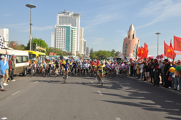Kết quả chặng 8 - Giải đua xe đạp nữ quốc tế Bình Dương mở rộng tranh cúp BIWASE lần V - năm 2015 - Chặng đua: Thị xã LaGi - TP Vũng Tàu.