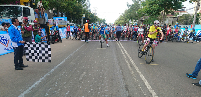 Giải xe đạp nữ quốc tế Bình Dương mở rộng lần thứ VII - Năm 2017: Kết quả chung cuộc Chặng 7 - Vòng quanh thành phố Phan Thiết dài 45 km.