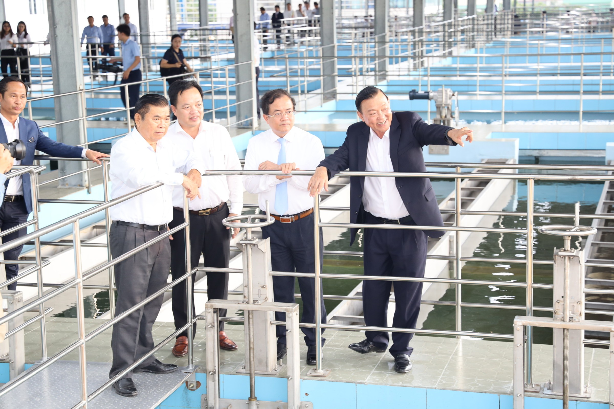 BIWASE (BWE) bứt phá ngoạn mục 9 tháng đầu năm 2026: Lợi nhuận sau thuế vượt kế hoạch cả năm, đón thêm hơn 15.000 khách hàng đấu nối mới
