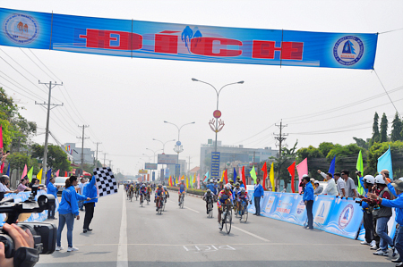 Chặng 7: Bà Rịa (Bà Rịa Vũng Tàu) - Bình Dương. Giải xe đạp nữ quốc tế Bình Dương mở rộng tranh cúp BIWASE lần III - 2013