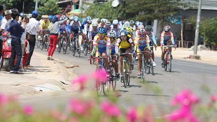 Chặng 6: La Gi (Bình Thuận) - Bà Rịa (Bà Rịa Vũng Tàu). Giải xe đạp nữ quốc tế Bình Dương mở rộng tranh cúp BIWASE lần III - 2013