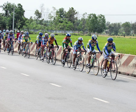 Chặng 5 Giải xe đạp nữ quốc tế Bình Dương mở rộng lần II tranh cúp BIWASE: Tây Ninh - Bình Phước