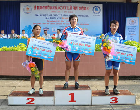 Chặng 4: Long An - Tây Ninh "Giải xe đạp nữ quốc tế Bình Dương mở rộng lần 1 - 2011 cúp BIWASE"