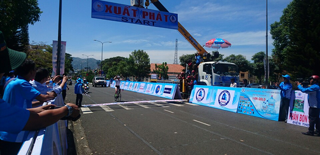 Giải xe đạp nữ quốc tế Bình Dương mở rộng lần thứ VII - Năm 2017: Kết quả thi đấu chặng 2 - Thị xã La Ngà (Huyện Đình Quán - Đồng Nai) đi Tp. Bảo Lộc dài 97 km.