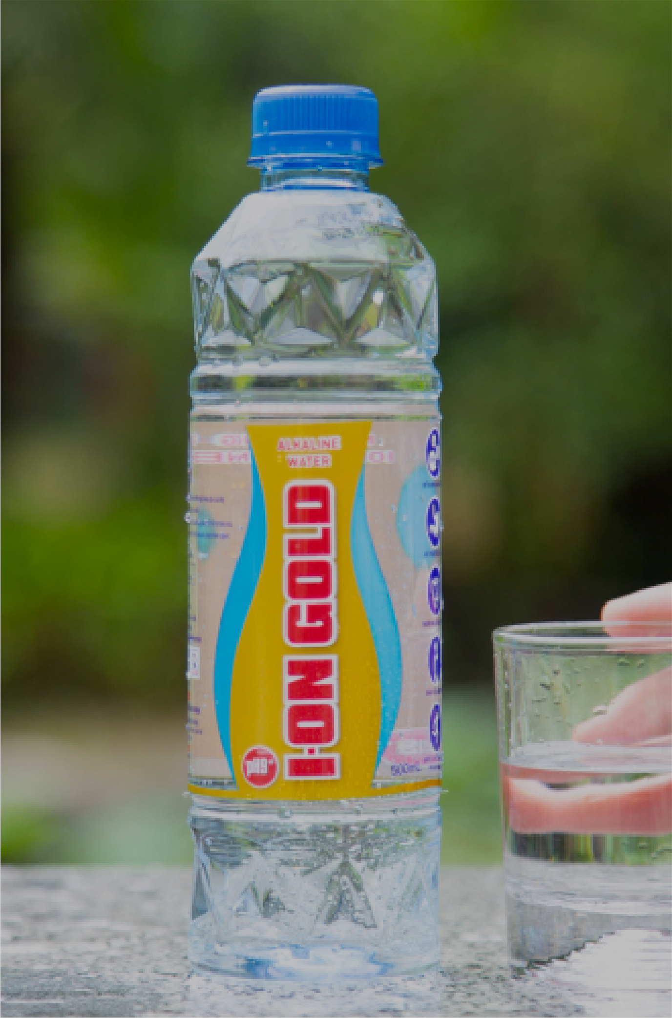 Nước uống I-ON Gold Biwase